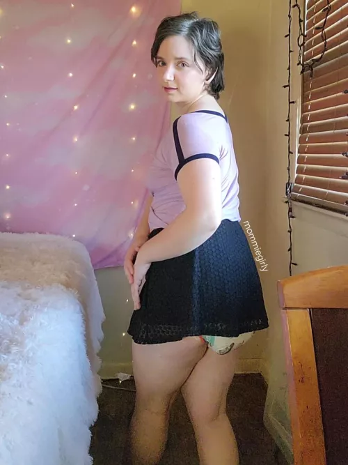 Should I go out in a longer skirt? 😳