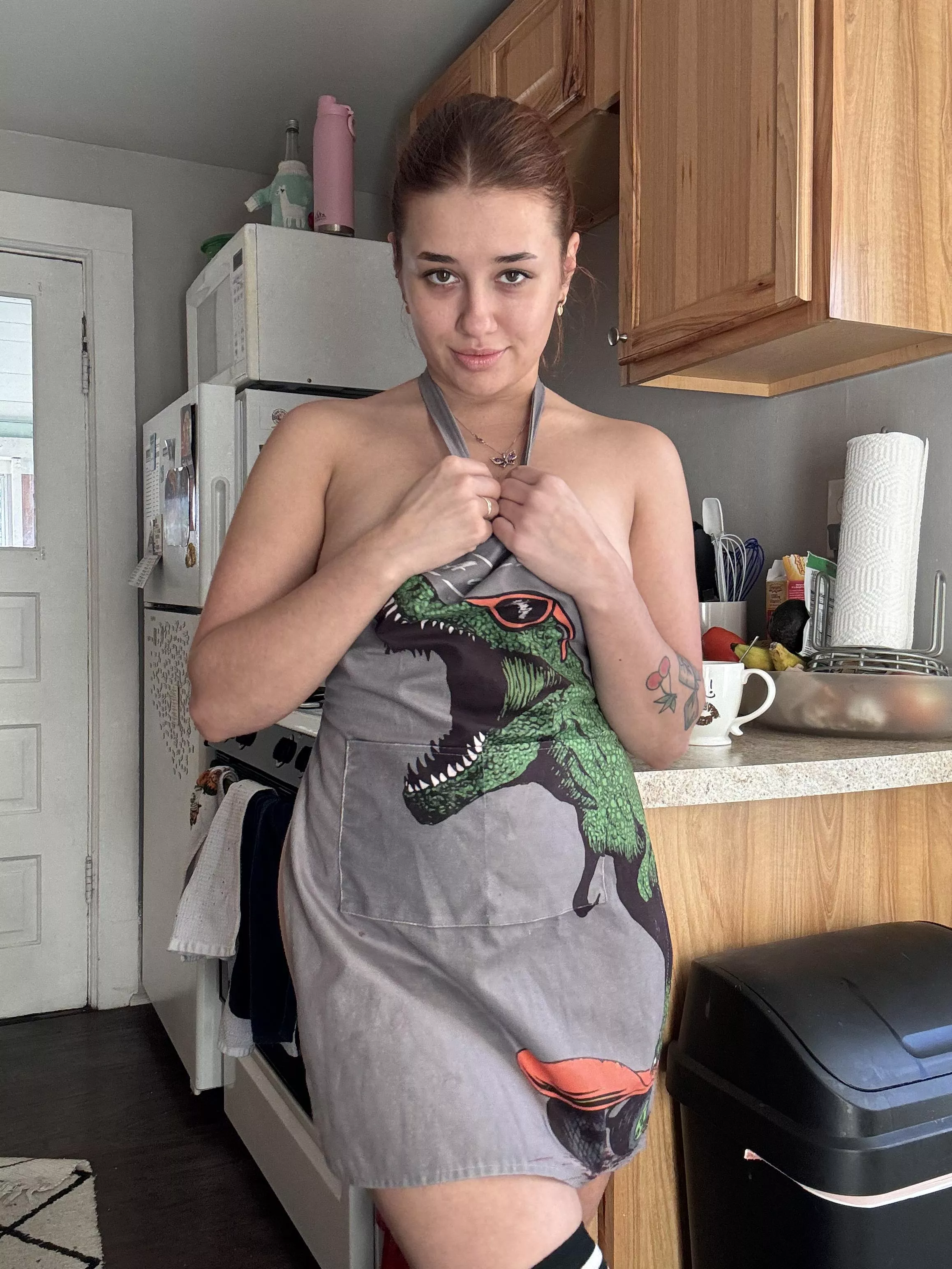 Should I take off my apron?