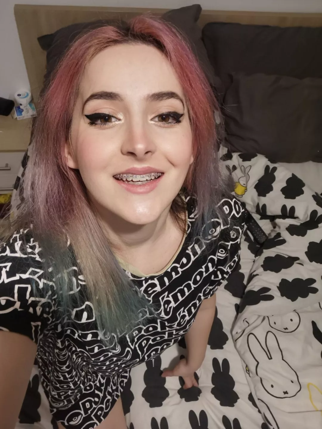 This is how you see me on my knees