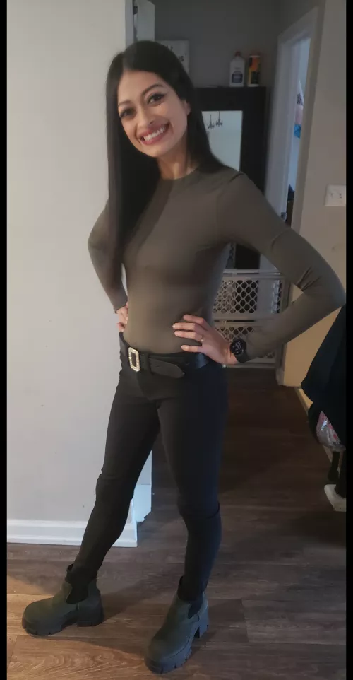 Today's fit. Love my boots.