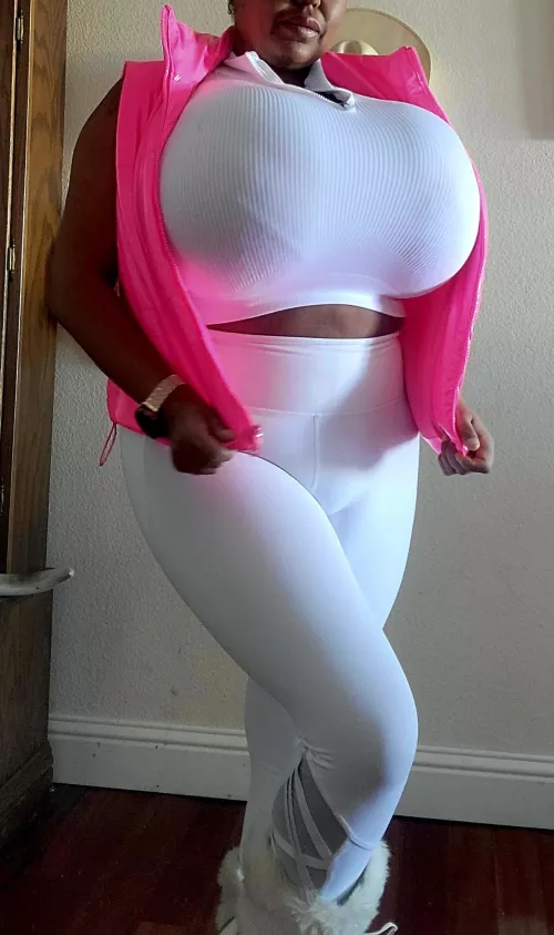 Trying to be discreet...