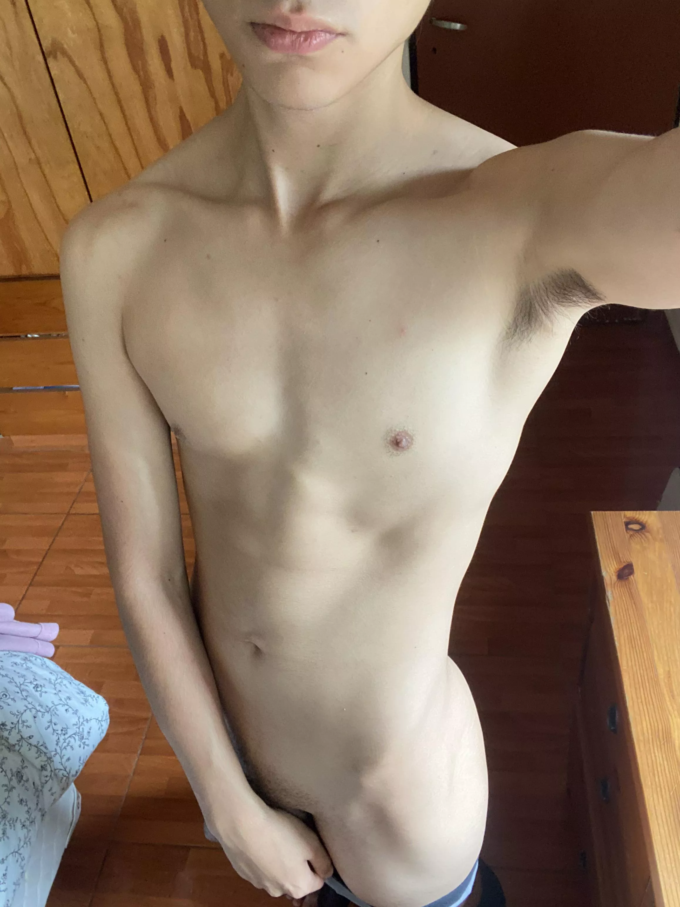 wyd if ur 19yo neighbor sends u this?