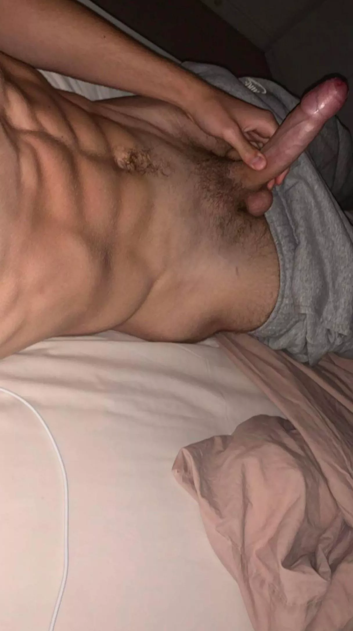 21 horny asf looking for similar hmu if you’re fit @officialerik.b