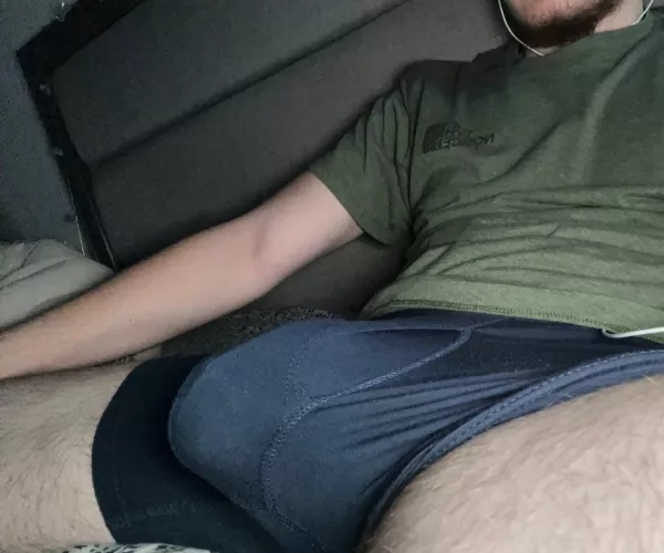 22 dom, add me if ur a horny teen wanting to be ordered, any age, show face @jakerbater11
