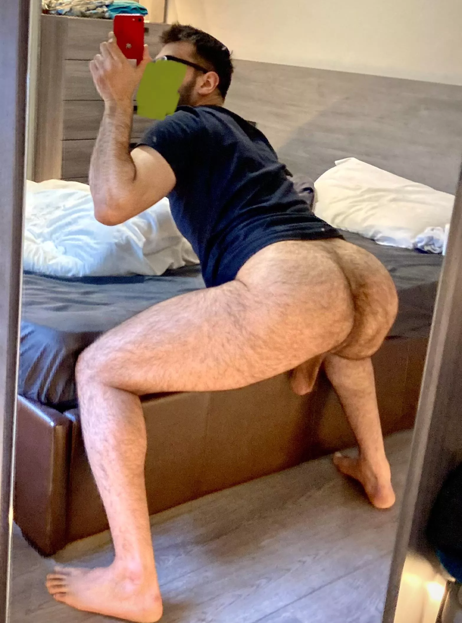 24 in shape DL Arab bottom with a big furry ass. Let’s have fun, DM me for Skype or zoom