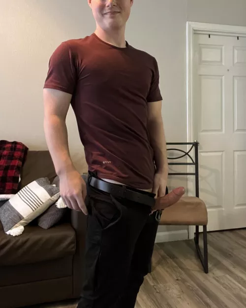 24 Texas, showing off my thick college cock. Pms open