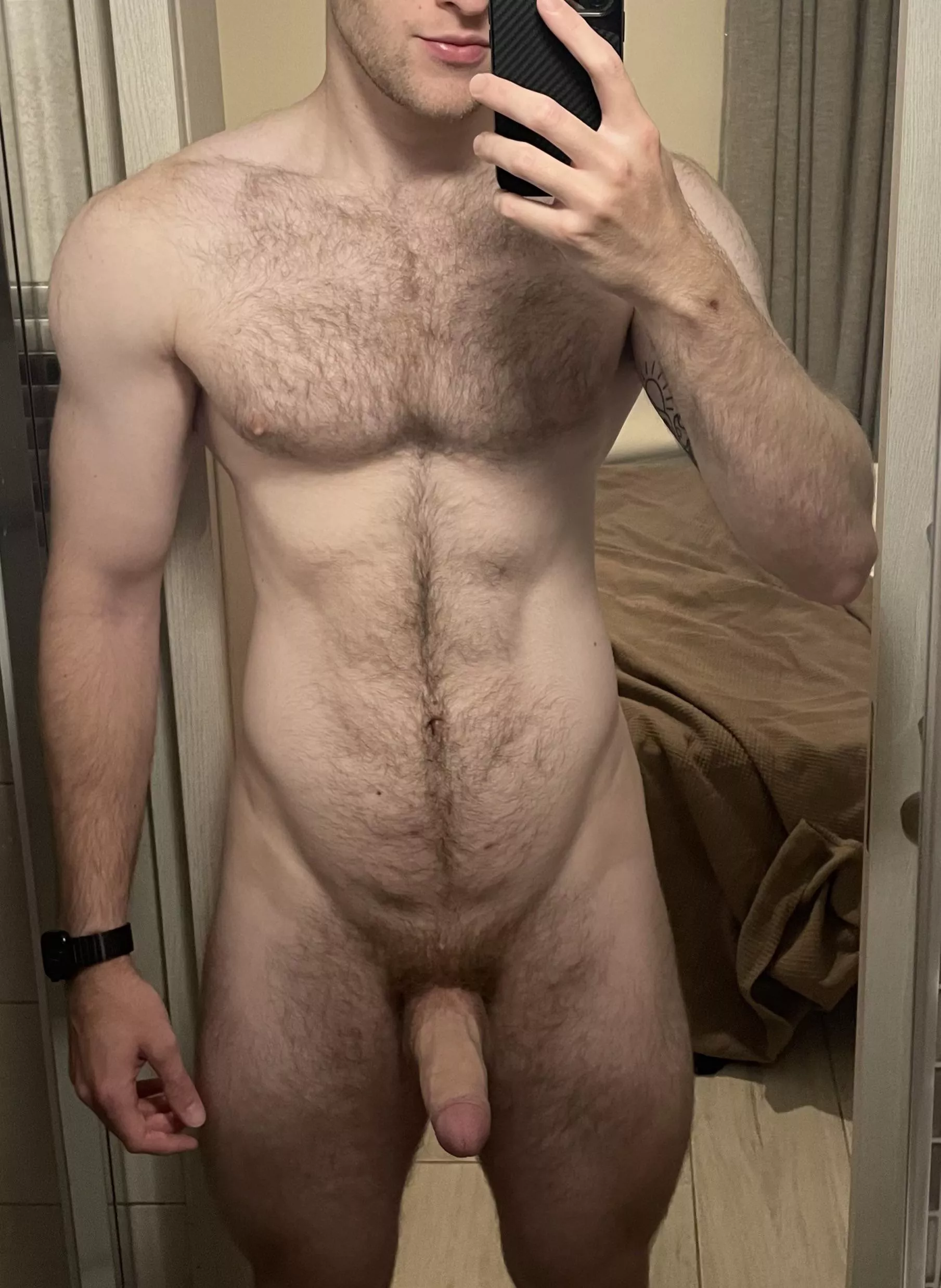 24 uk. Smooth bottoms/fems dm me for snap :)