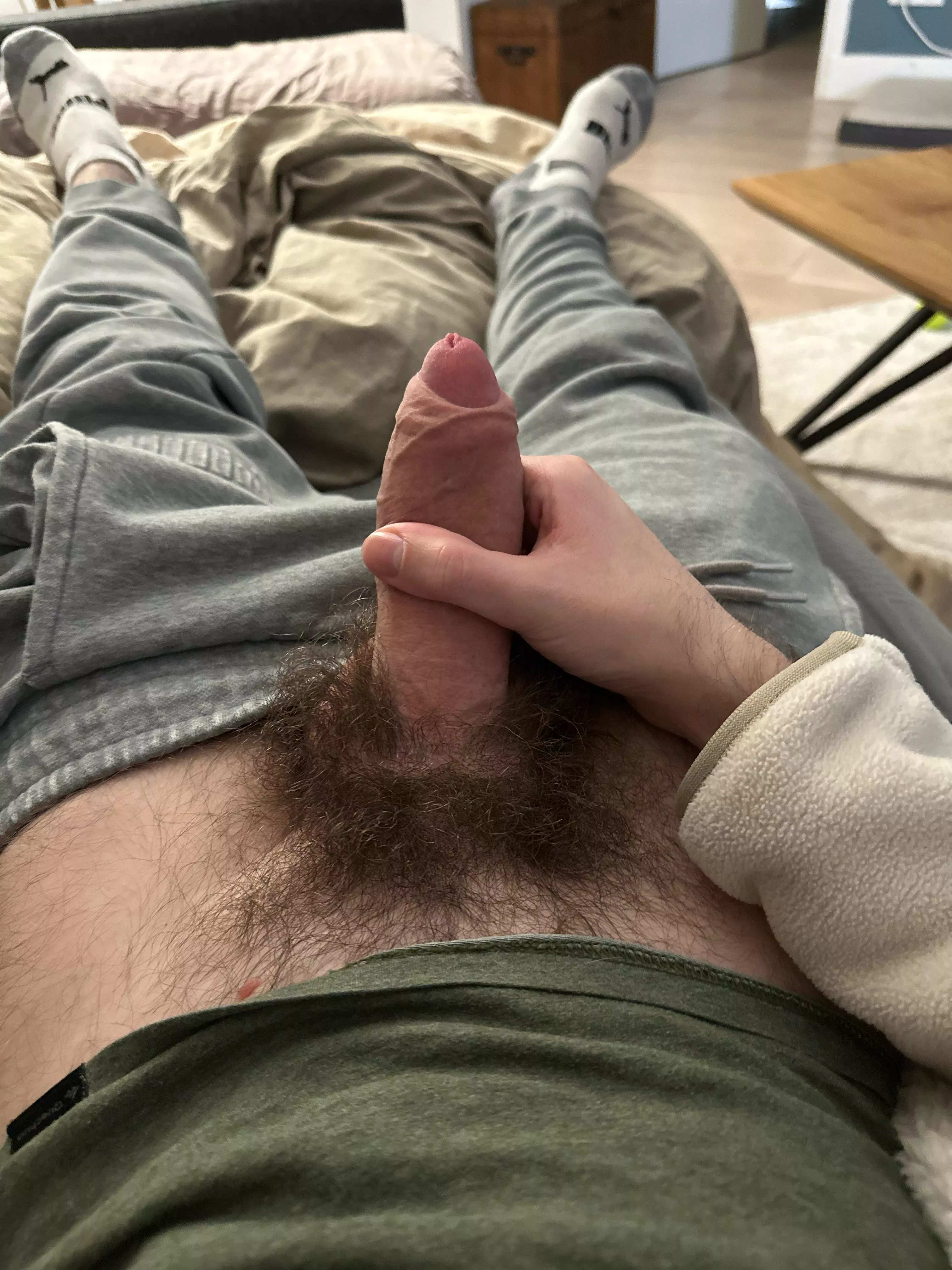 30 m France, so horny really need to cum hmu, bennetteau