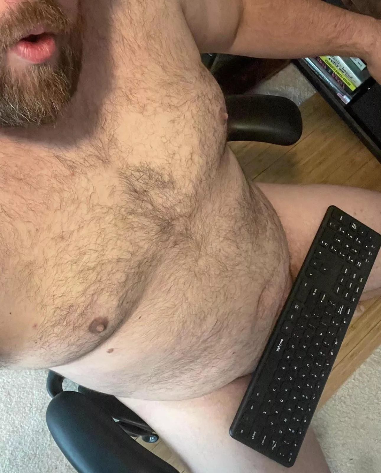 39. Cute bear daddy looking for younger guy for father/son roleplay. (or your roleplay choice). Be 18-25. Show face. Snap: NakedTalkin