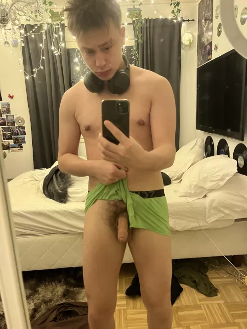 Already horny and it’s 7am