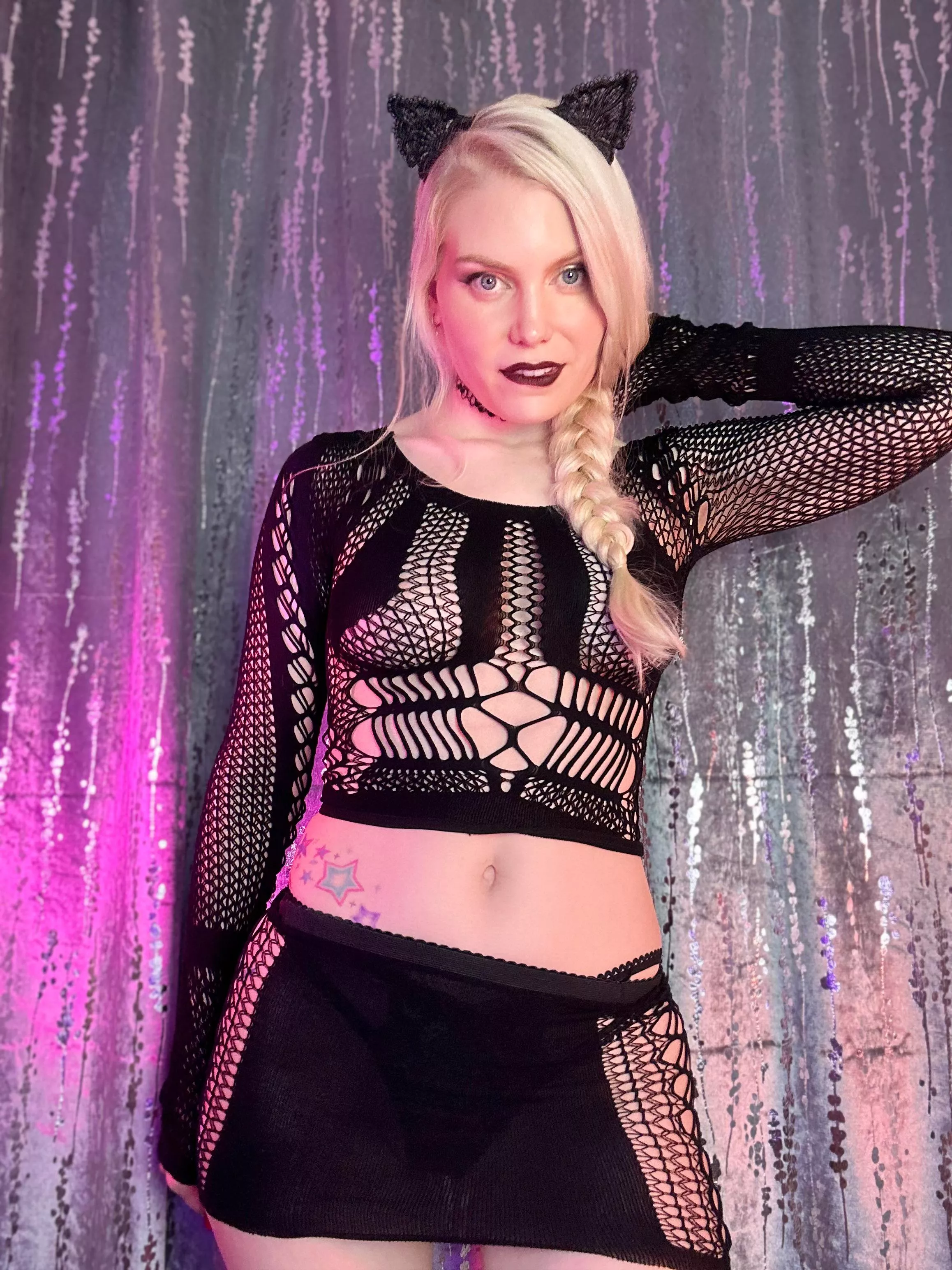 Are you biting your lip too?