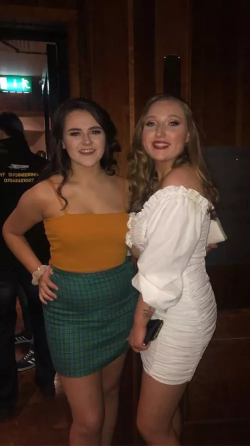 Brunette or blonde [2]