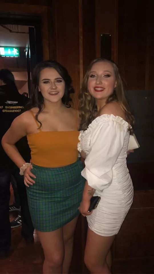 Brunette or blonde [2]