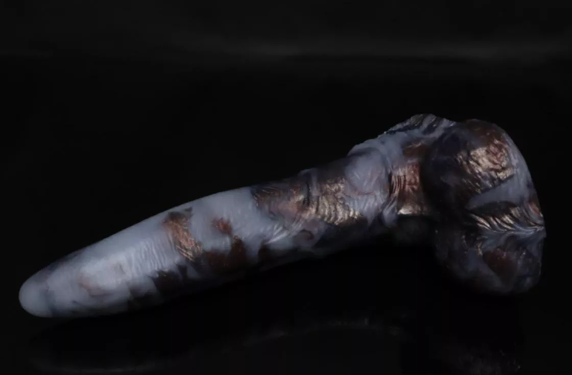 Couldn’t pass up the amount of smoky grey there is on this Flop S/M Sveinn pour 😮‍💨