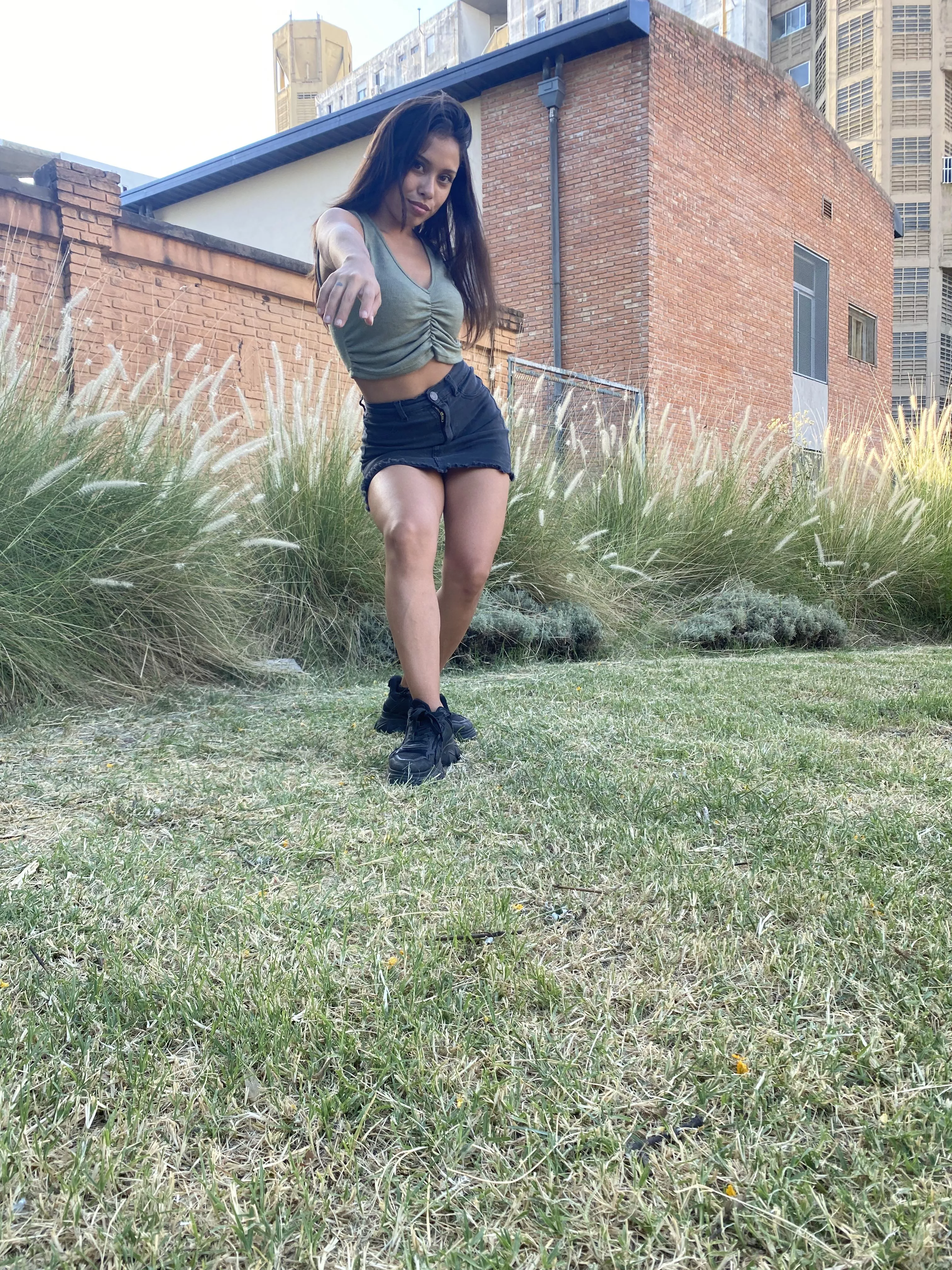 dancer girl F20 IUTR