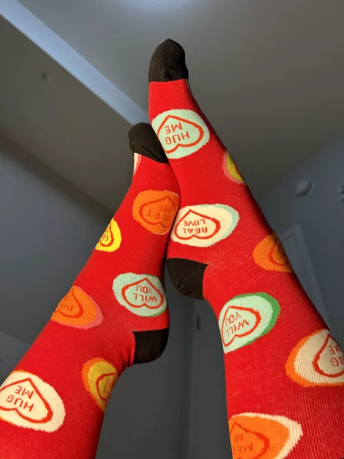 Do you like my Valentine’s Day socks? 💝💘