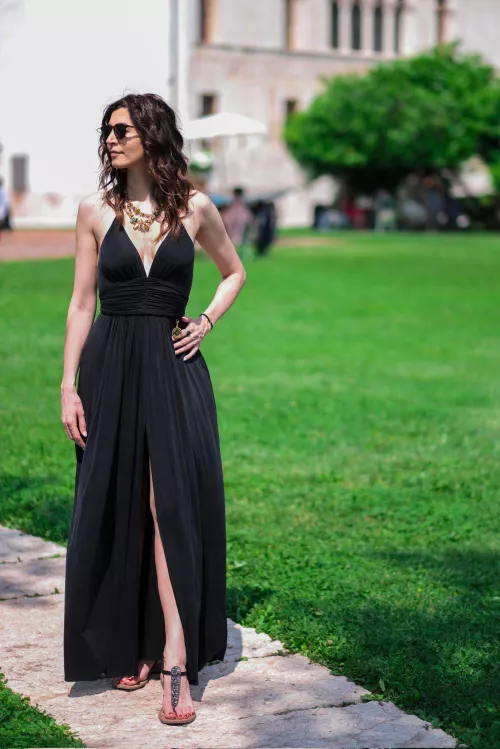 Do you like this dress for our date?