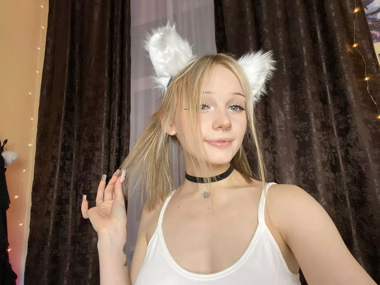 do you think we need a leash, Master?