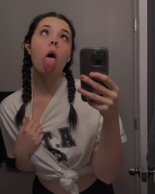 Don’t you just absolutely love ahegao, I sure do.👅