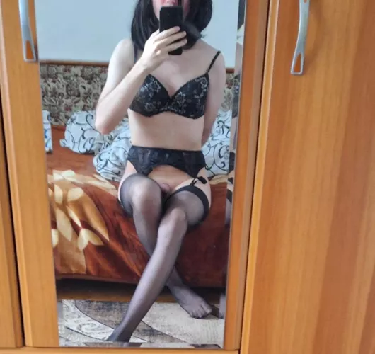 Girly enough for you, daddy? 💋