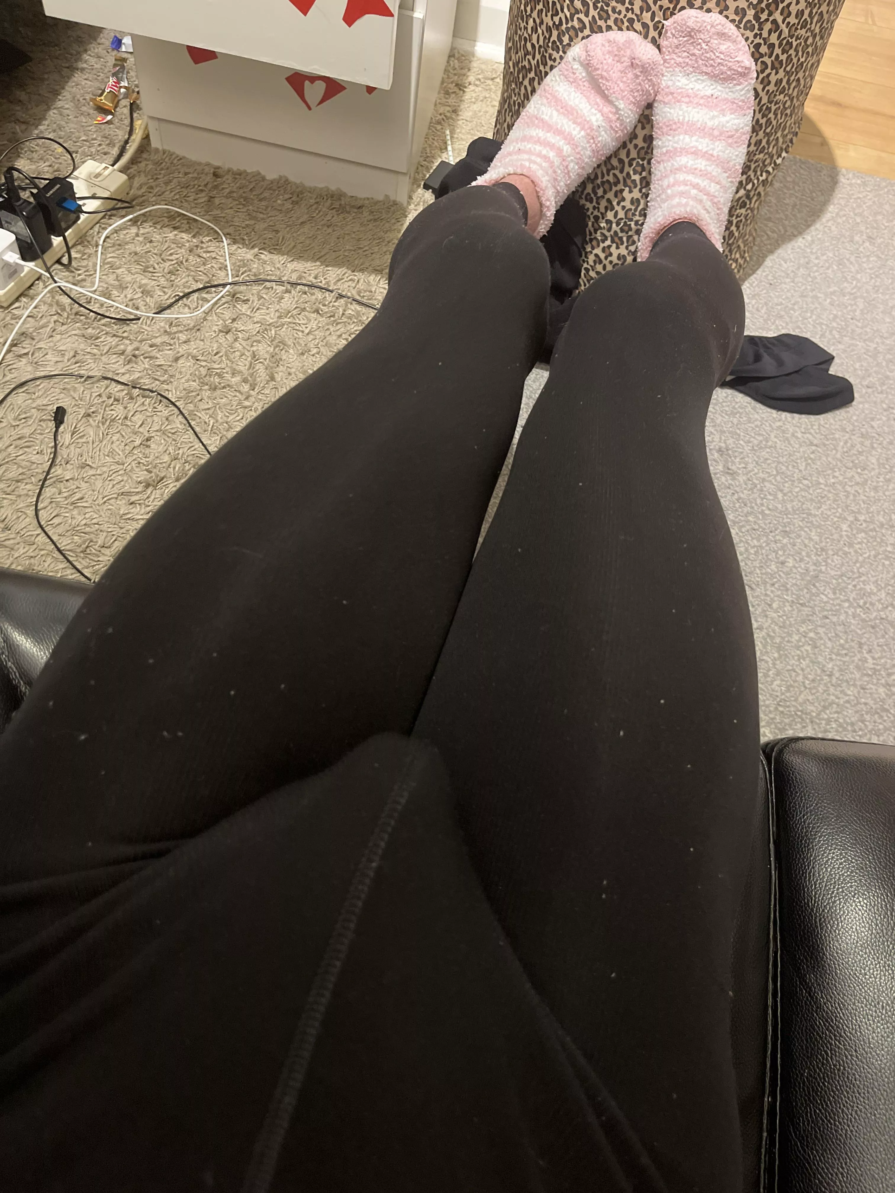 Hey anyone wanna chat ? Xx