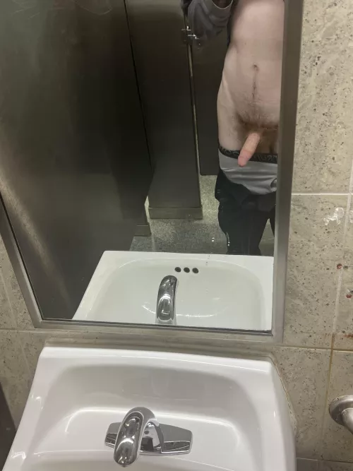 Horny at the mall lol