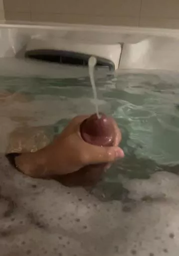 Hotel jacuzzi cumshot [20M]