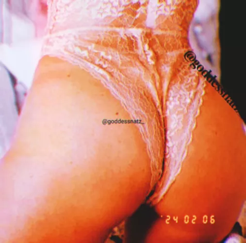 How about a juicy 🔥🍑❓ of a 33F mommy ❓