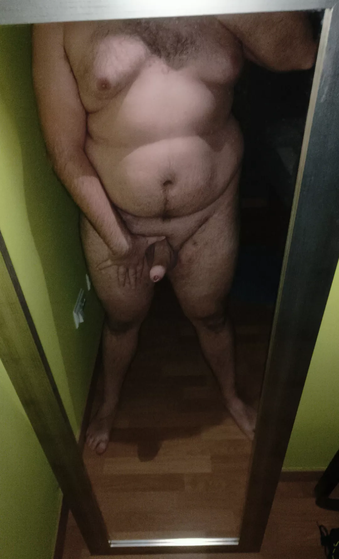 I am big enough for the ladys here?