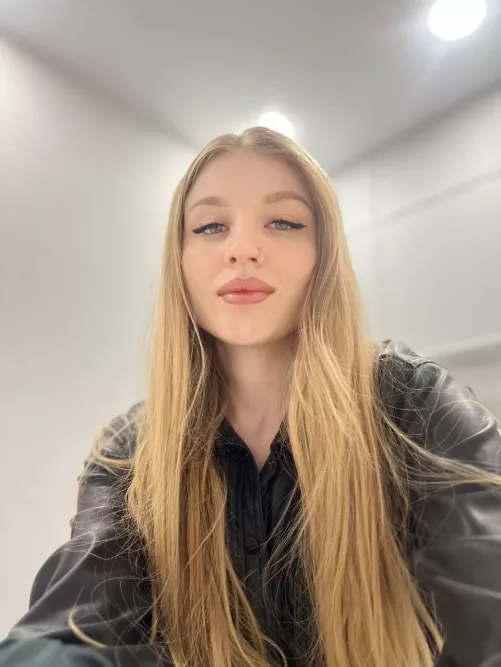 i know you love when i'm in leather