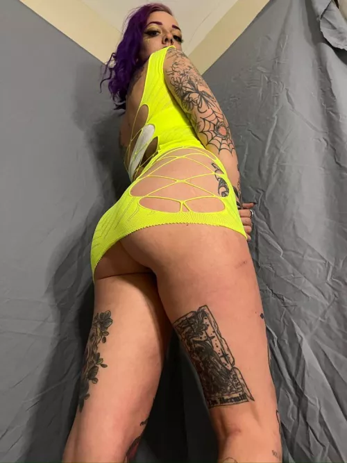 i only fuck men who eat ass