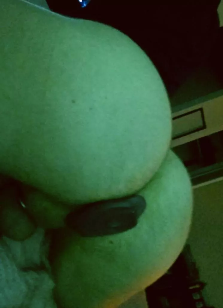 My boyfriend is getting into being plugged all day