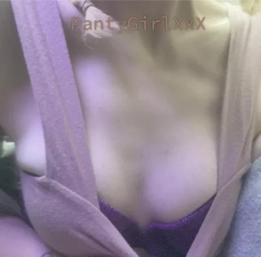slim fit blonde/catering to many fetishes and vanilla—Available now! Sexting, cam, dick rate, pics, vids Premade and custom, special requests! [vid] [sext] [rate] [cam] [gfe] [pic] send me a msg!