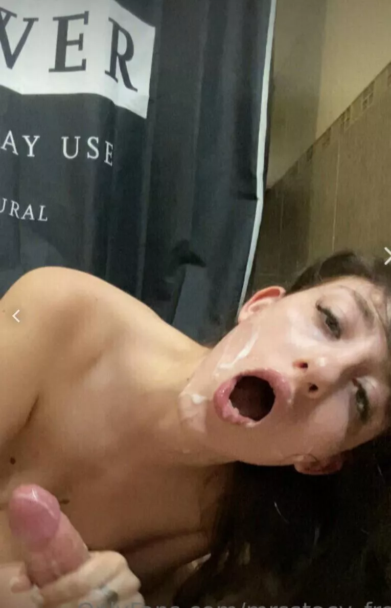 So you want see a full video ? 😏