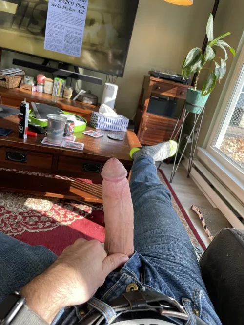 Sometimes I just pull it out while watching YouTube would you join bro (29)
