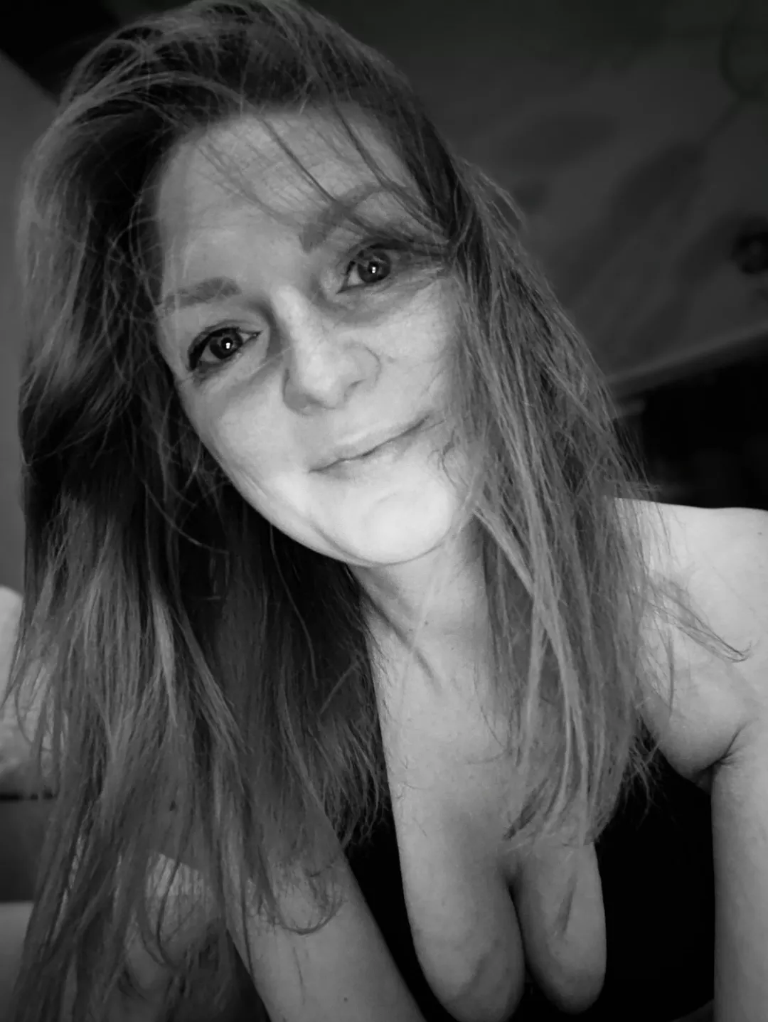 Sometimes the hair just does what it does 😅