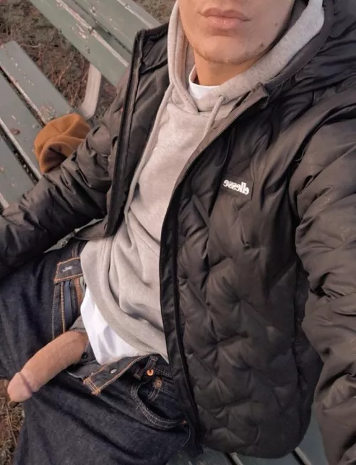 Sun's out guns out ☀️🍆