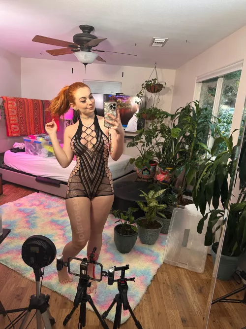 these fishnet outfits are so cute