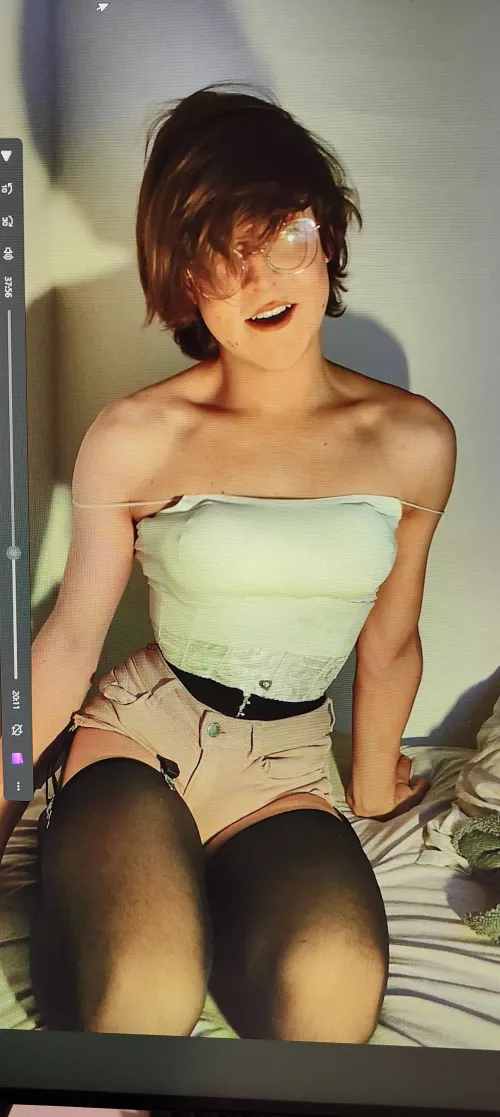 🥲Trying to take a photo alone