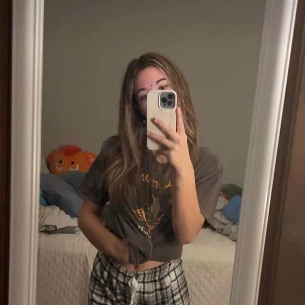 turning my shirt to tops