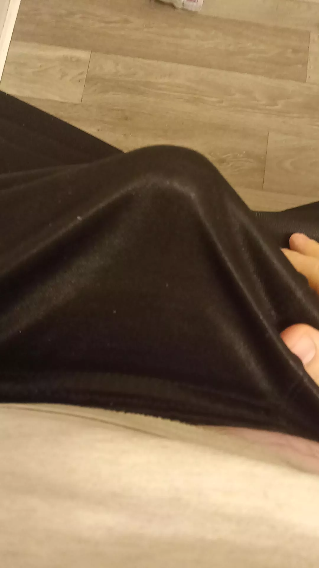 Where all the little pps at 🥰🤤 i want all the little pp guys to show me what they have