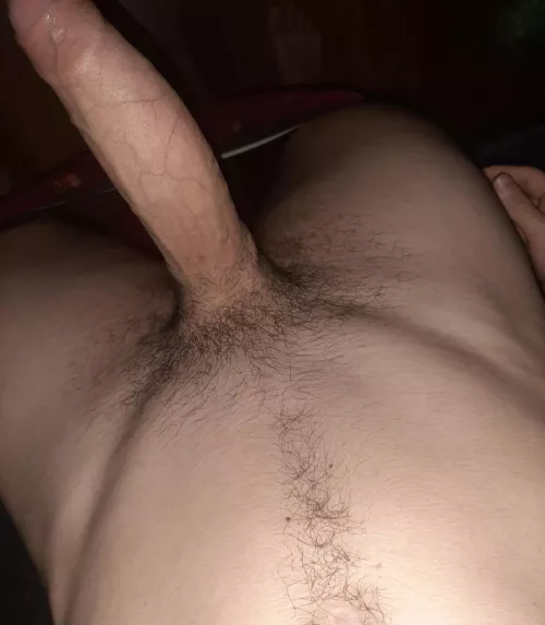 Who's hungry? I'm a pretty decent mouthful..