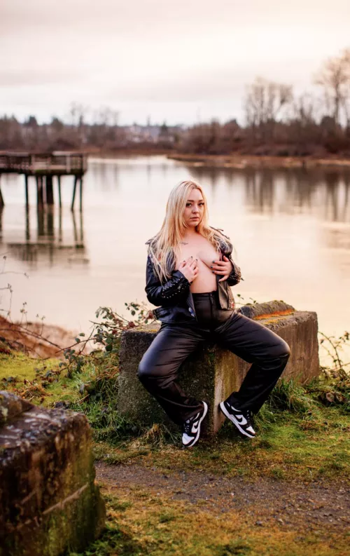 Will you jump on this titties?