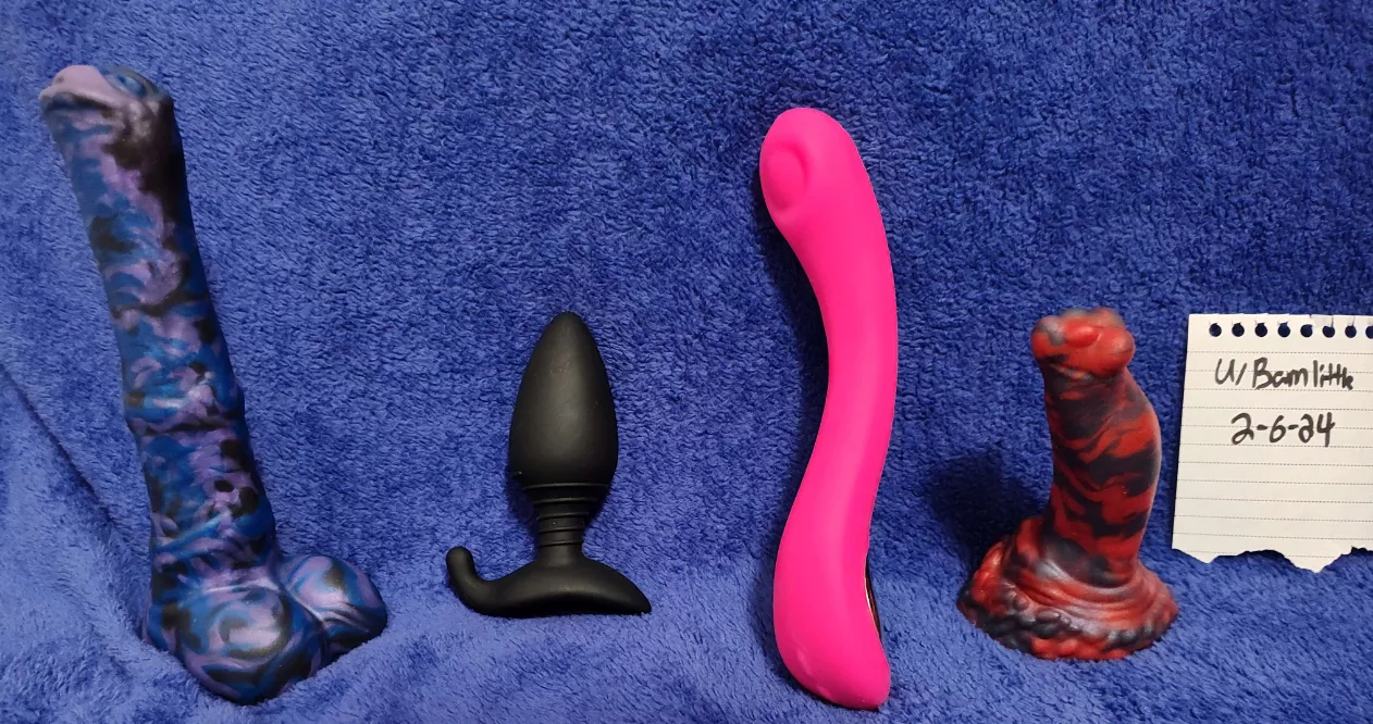 (WTS) (US/Canada) Price Drop! Couple of toys for sale