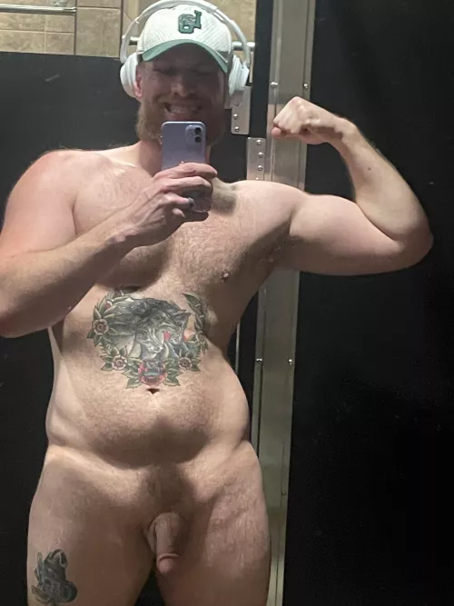 2 [m] in the gym and I am fucking loving my body