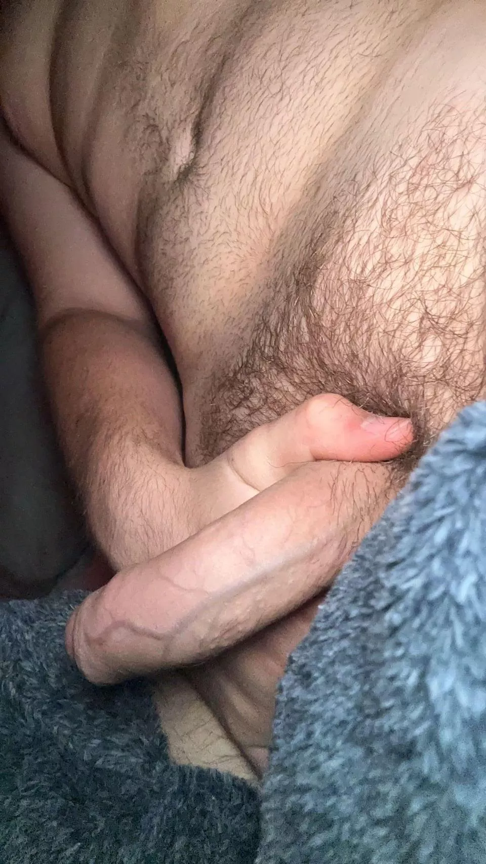 22, Curious college guy Snap: Dude2571