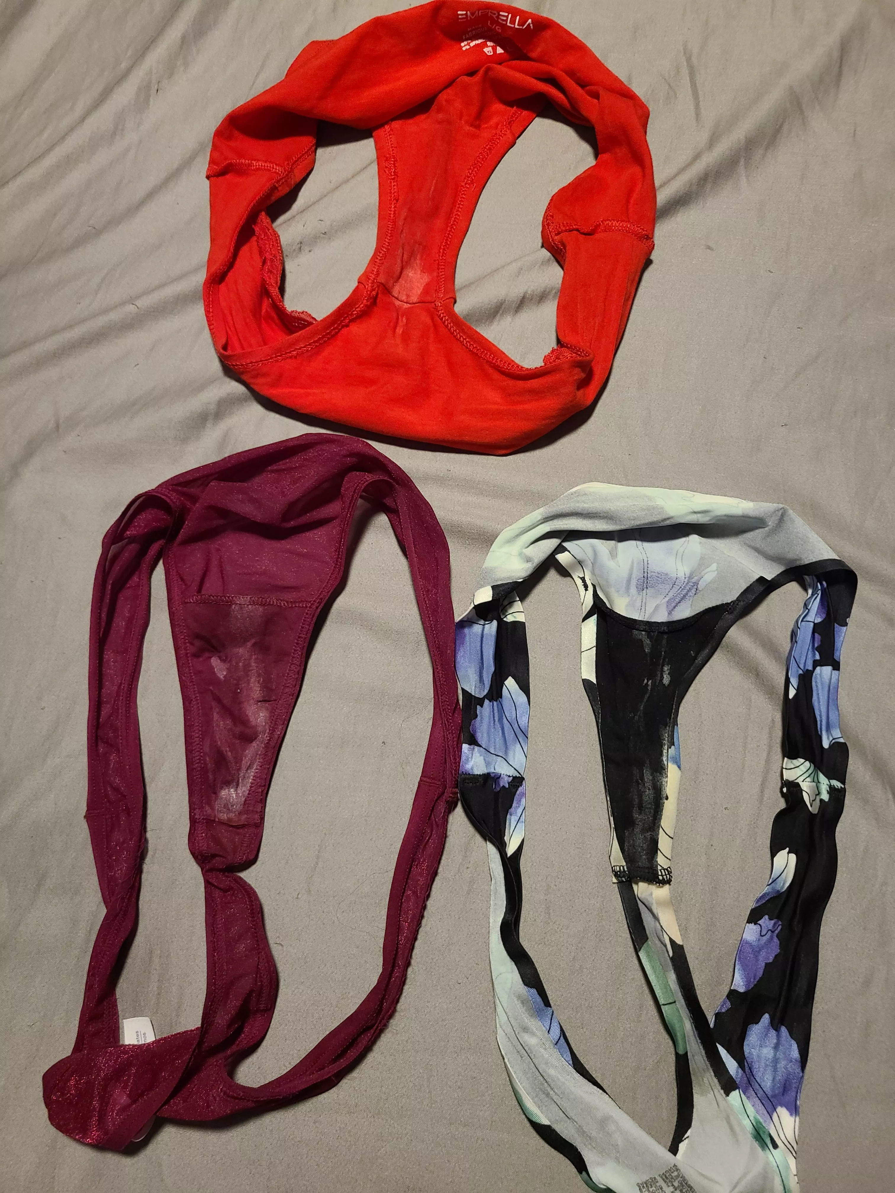 A few dirty panties from hot MILF!