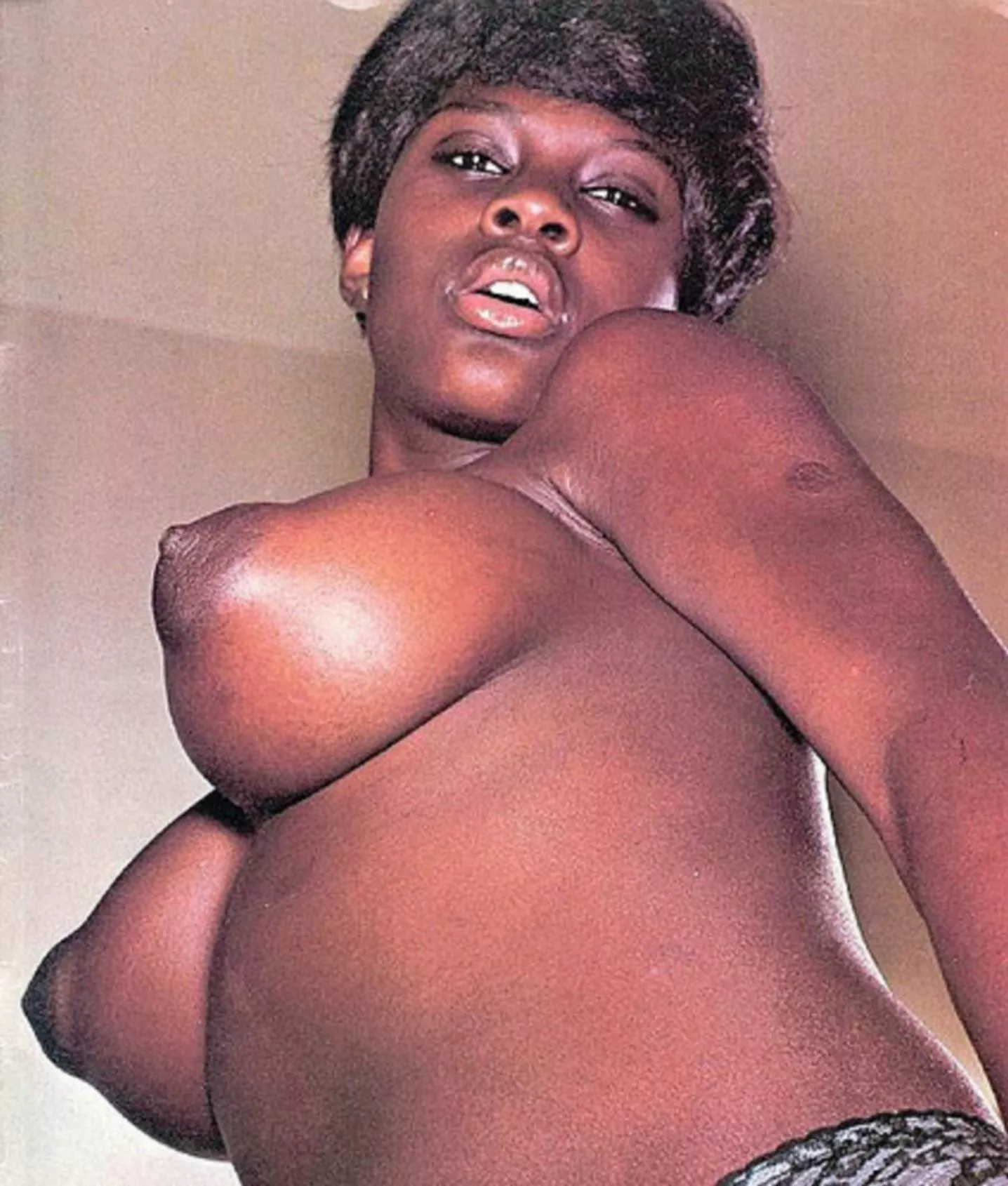 Beautiful black puffy nipples of Sissy Roscoe