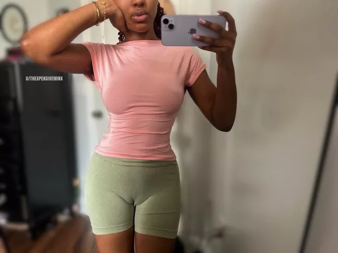 cameltoe in my yoga shorts