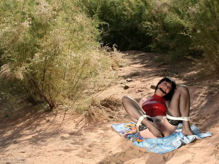 Can you imagine finding Mary Jane on a hiking trail like this???